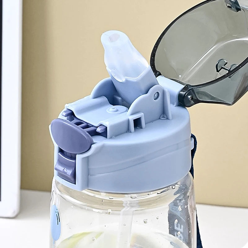 550ml Kids Sippy Cup Water Bottles Creative Cartoon Feeding with Straws and Lids Spill Proof Portable Toddlers Beverage Cups