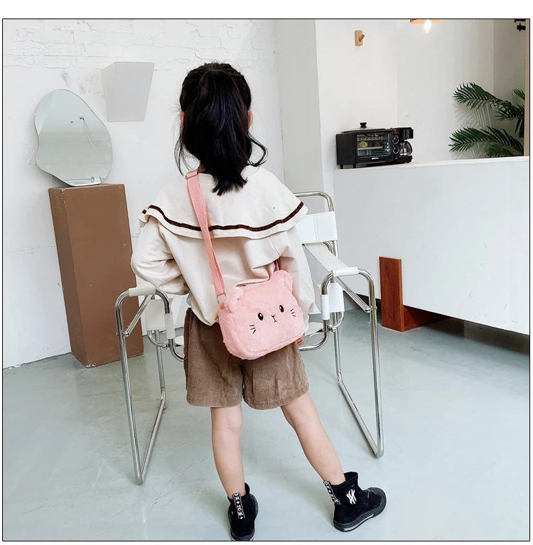 1 Piece Cute Kids Bag for Girls Kawaii Cartoon Animal Cat Messenger Bag for Children Portable High Capacity Outdoor Plush Bag