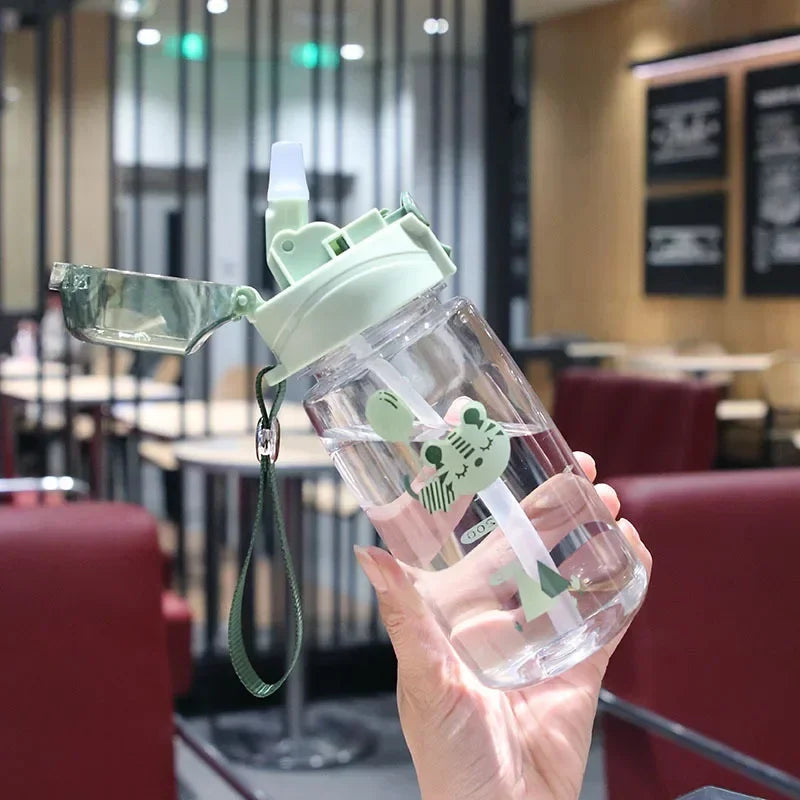 550ml Kids Sippy Cup Water Bottles Creative Cartoon Feeding with Straws and Lids Spill Proof Portable Toddlers Beverage Cups