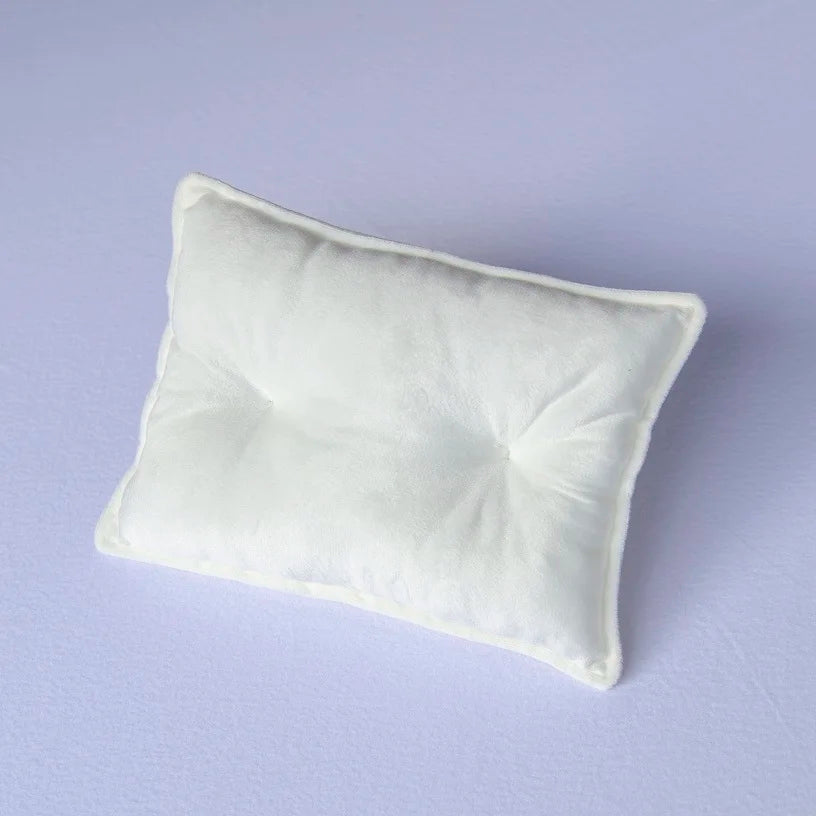 Newborn Photography Props Posing Velvet Poses Cushion Mini baby Pillow Mat Photography Accessories