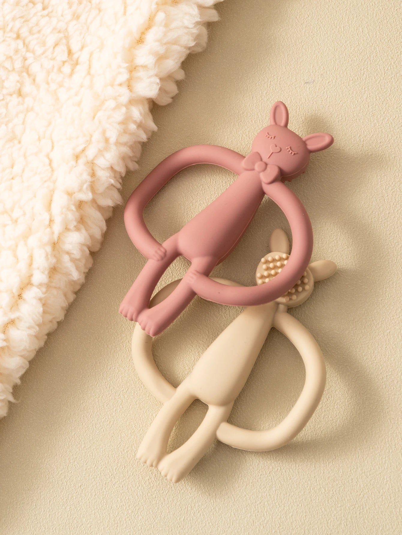 Color Kids 1PCS Silicone Teether Toys Baby Nursing Teether Gifts Newborn Cartoon Rabbit Teether Toys Teething Infant Chewing Toy