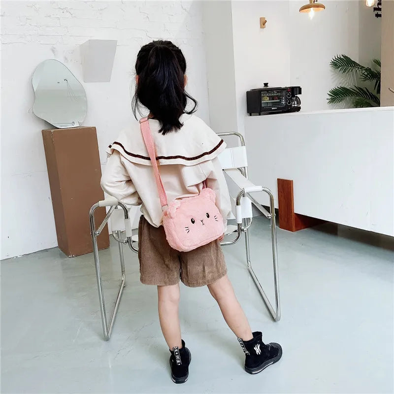 1 Piece Cute Kids Bag for Girls Kawaii Cartoon Animal Cat Messenger Bag for Children Portable High Capacity Outdoor Plush Bag