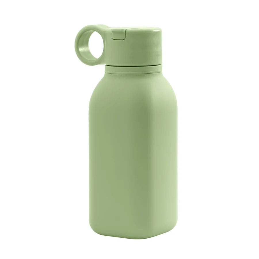 1PCS Baby Silicone Sports Cup Portable Baby Tableware Solid Color Baby Water Bottle Leakproof Baby Sippy Cups Kids Flip Lid Cup