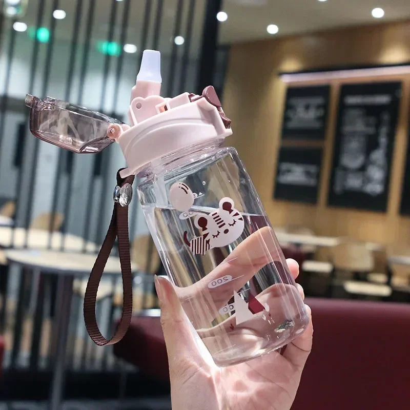 550ml Kids Sippy Cup Water Bottles Creative Cartoon Feeding with Straws and Lids Spill Proof Portable Toddlers Beverage Cups