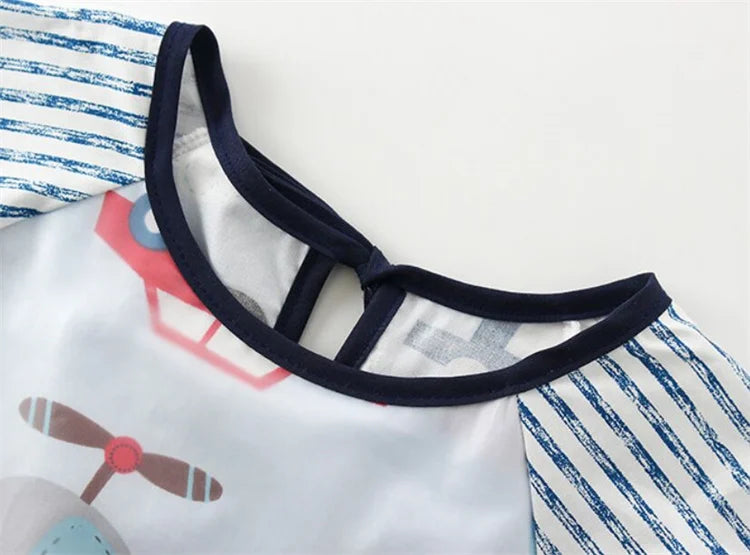 Newborn Baby Bibs Blouse Waterproof Long-sleeved Reverse Dressing Infant Eating Clothes Apron Bib Protective Clothing 0-2Years
