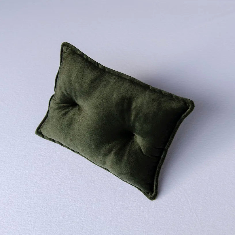 Newborn Photography Props Posing Velvet Poses Cushion Mini baby Pillow Mat Photography Accessories