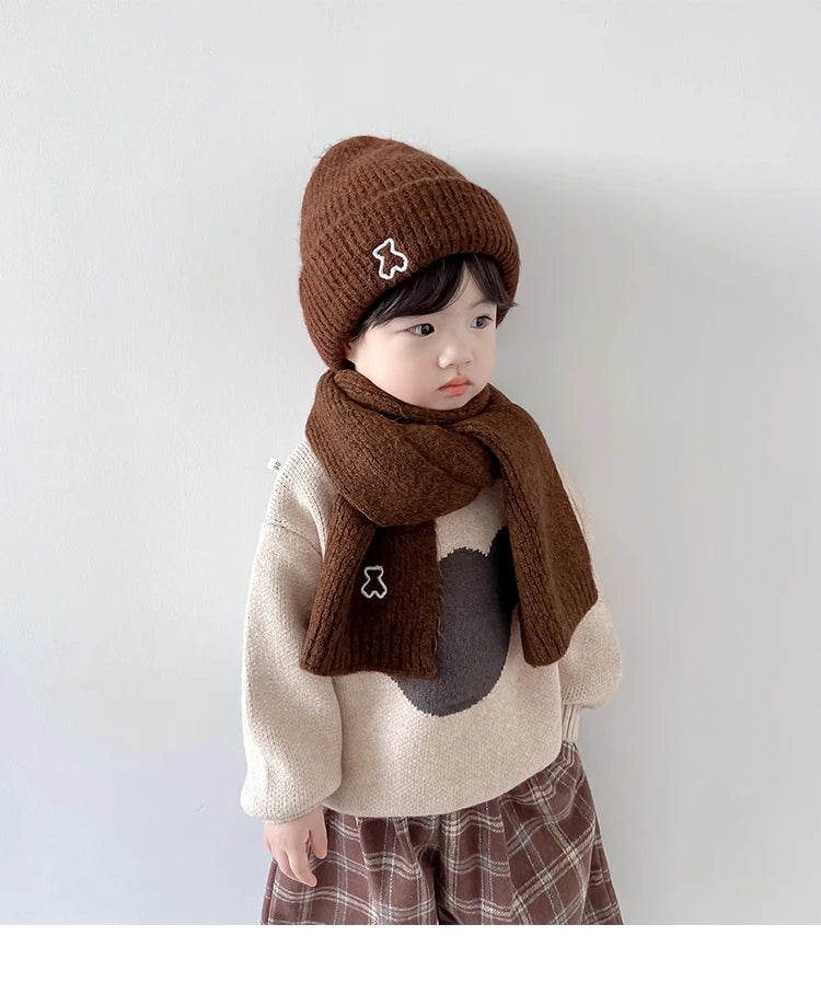 2024 New Fashion Warm Hat Scarf Set for Kids Boy Girl Chic Cartoon Bear Knitted Hat Scarf Autumn Winter Warm Beanie Scarf Set