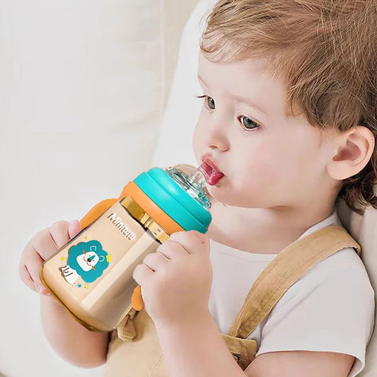 240 ml PP straw cup with gravity ball for babies over 6 months Food-grade liquid silicone straw to protect teeth Square water cu