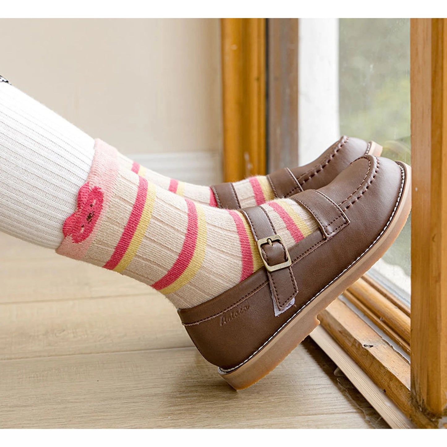 5 pairs of children's mid tube socks, spring and autumn adhesive point floor socks, playground anti slip socks, trampoline socks
